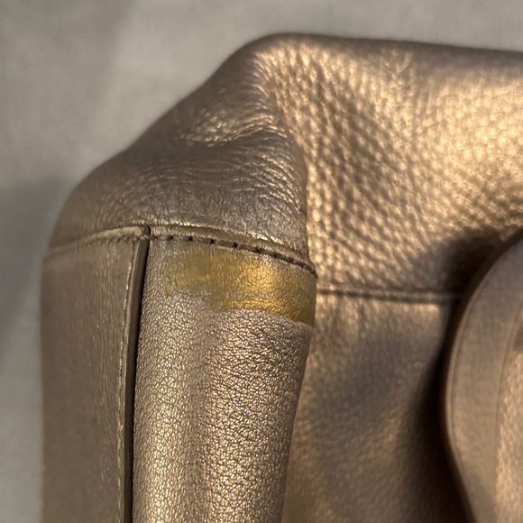 Fossil Women's Metallic Gold Tote Bag - Picture 5 of 5